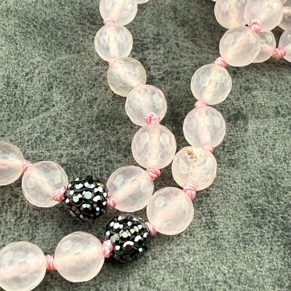 Faceted Rose Quartz Beaded Natural Stone Necklace 19" Soft Pink Black Elegant - Picture 9 of 10